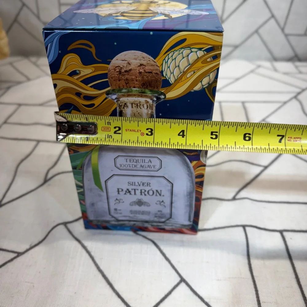 Patron Silver Tequila Limited Edition Tin Tavo Montañez Blue Aztec Art 750ml